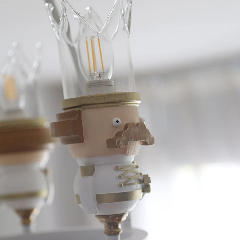 Hars Koning Hanglamp Cartoon 3 Lichten Hangende Kroonluchter Wit voor Kinderslaapkamer Clearhalo