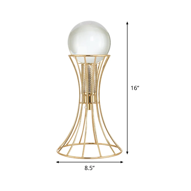 Heldere kristallen bol bureaulamp Minimalistische LED-leeslamp met gouden zandloperkooi metalen voet Clearhalo