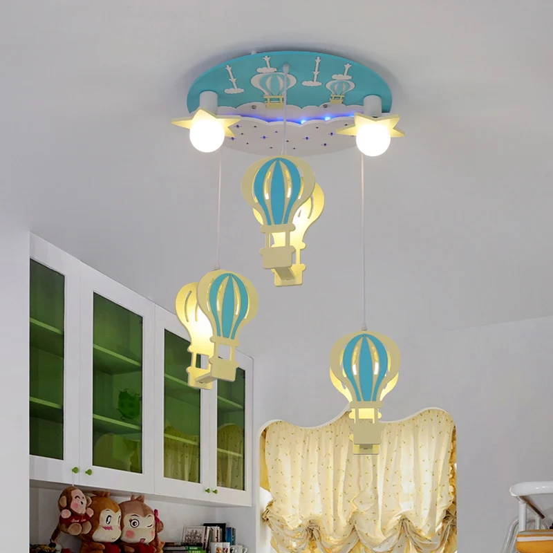 Heteluchtballon Semi Flush Cartoon Houten 5 Lampen Roze/Blauw Plafondinbouwlamp voor kinderkamer Clearhalo