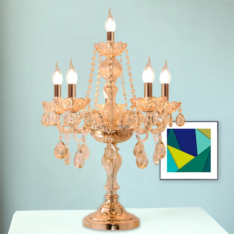 5/6 Hoofden Kandelaar Tafellamp Traditionele Gouden Kristallen Druppeltjes Nachtkastje Lamp met/zonder Witte Bel Stoffen S...