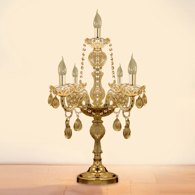 5/6 Hoofden Kandelaar Tafellamp Traditionele Gouden Kristallen Druppeltjes Nachtkastje Lamp met/zonder Witte Bel Stoffen S...