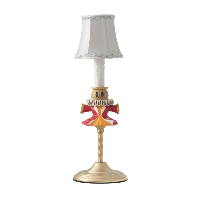 1 hoofdleesboek naast het bed Moderne gouden taakverlichting met kledingbasis en tonschaduw Clearhalo