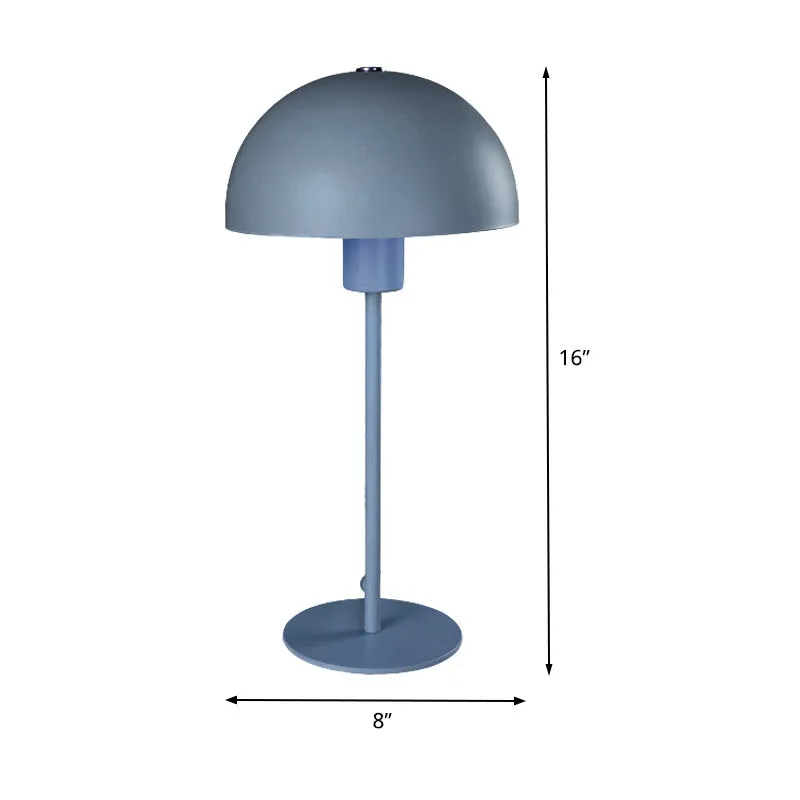 1 hoofdstudietaakverlichting Mocaron blauw kleine bureaulamp met halfronde metalen kap Clearhalo