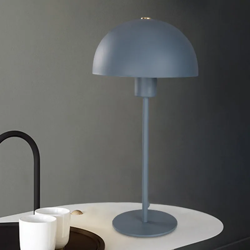 1 hoofdstudietaakverlichting Mocaron blauw kleine bureaulamp met halfronde metalen kap Clearhalo