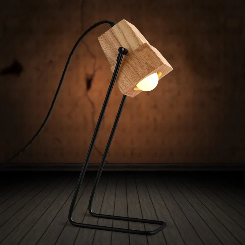 Houten klokvormige taaklamp Modern 1-lichts beige leesboeklamp met zwarte slanke arm Clearhalo