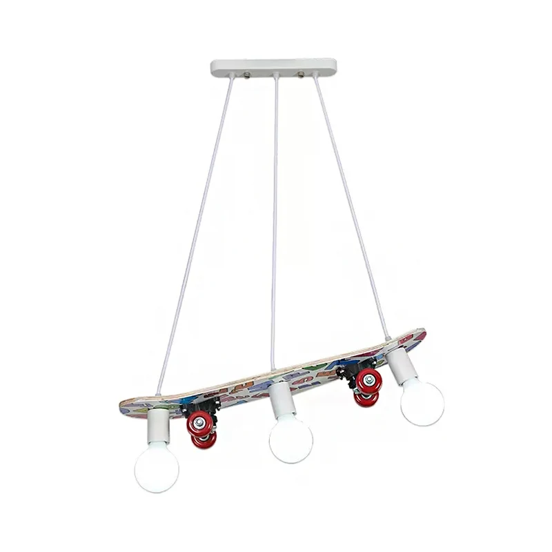 Houten skateboard hanglamp 3-lichts sportstijl kroonluchter voor kinderslaapkamer Clearhalo