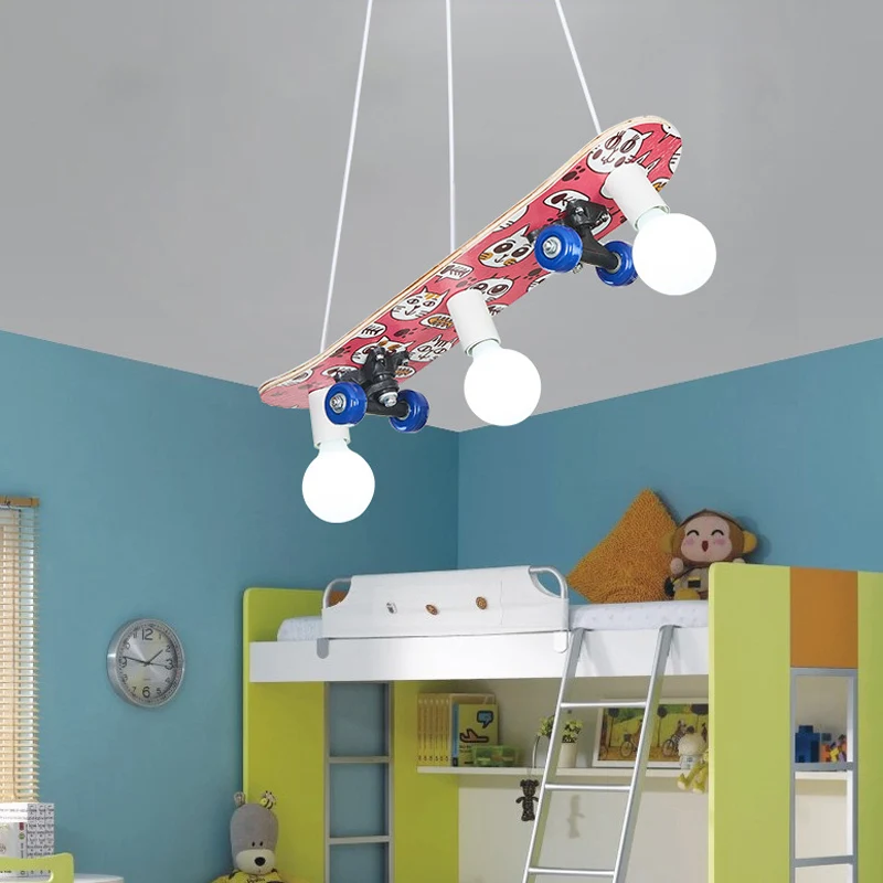 Houten skateboard hanglamp 3-lichts sportstijl kroonluchter voor kinderslaapkamer Clearhalo