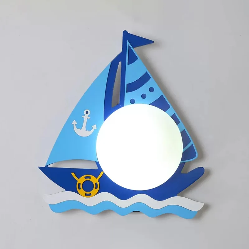 Houten zeilboot wandkandelaar voor kinderen, enkele kop, blauwe wandlamp met ronde glazen kap Clearhalo