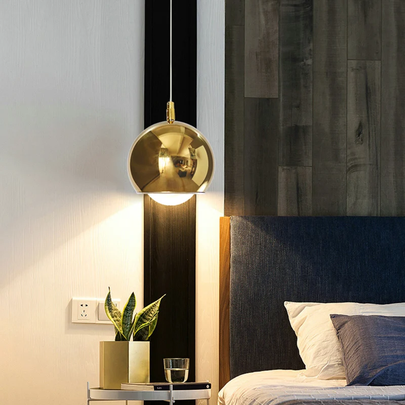 Iron Globe hanglamp Post Modern 1-kops draaibare LED-hanglampenset goud boven tafel Clearhalo