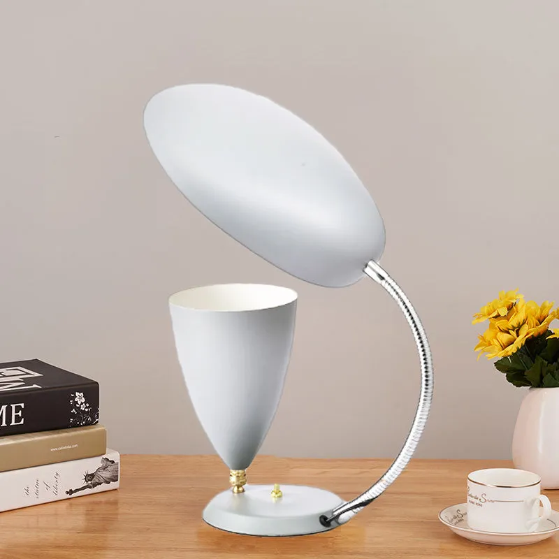 Iron Sharp tong- en kegeltafellamp Moderne LED-leeslamp wit/zwart/grijs met verstelbare arm Clearhalo