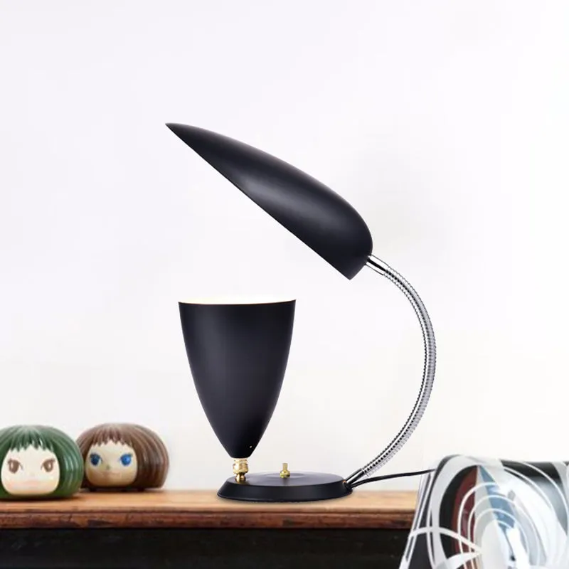 Iron Sharp tong- en kegeltafellamp Moderne LED-leeslamp wit/zwart/grijs met verstelbare arm Clearhalo