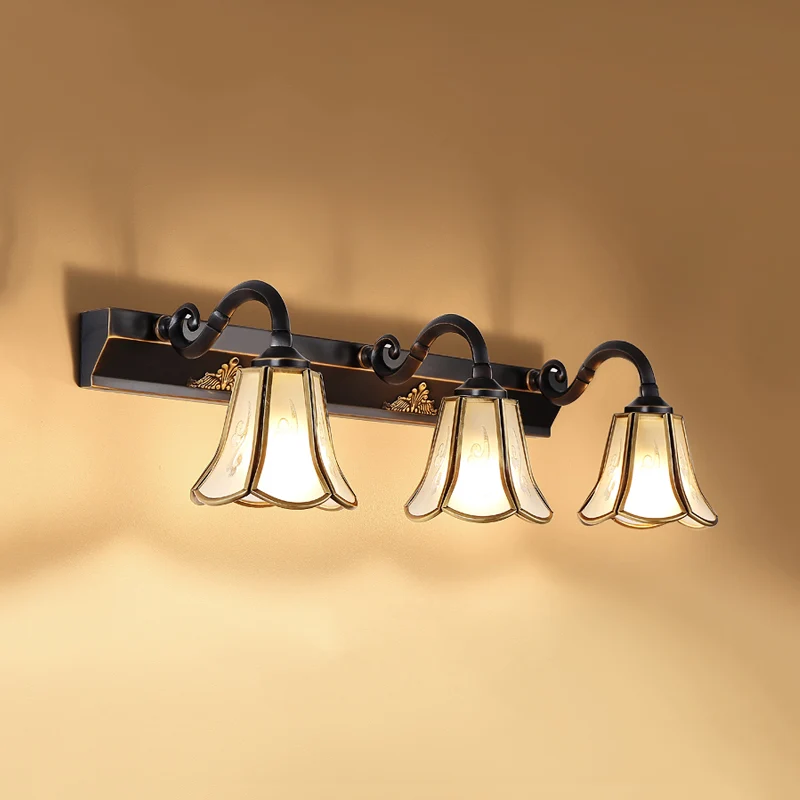 Ivoorglas Zwart Vanity Light Blossom 3 Lichten Traditionalisme Wandkandelaar Verlichtingsarmatuur met gebogen arm Clearhalo