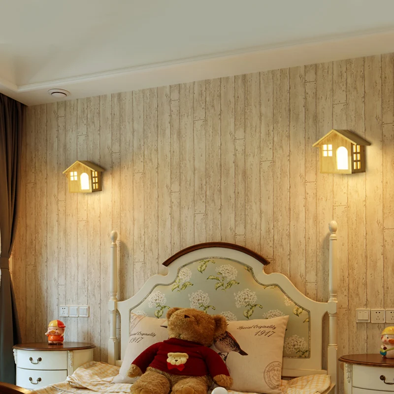 Kids Lodge-vormige wandkandelaar Houtbeige schanslamp voor restaurant-kinderslaapkamer Clearhalo