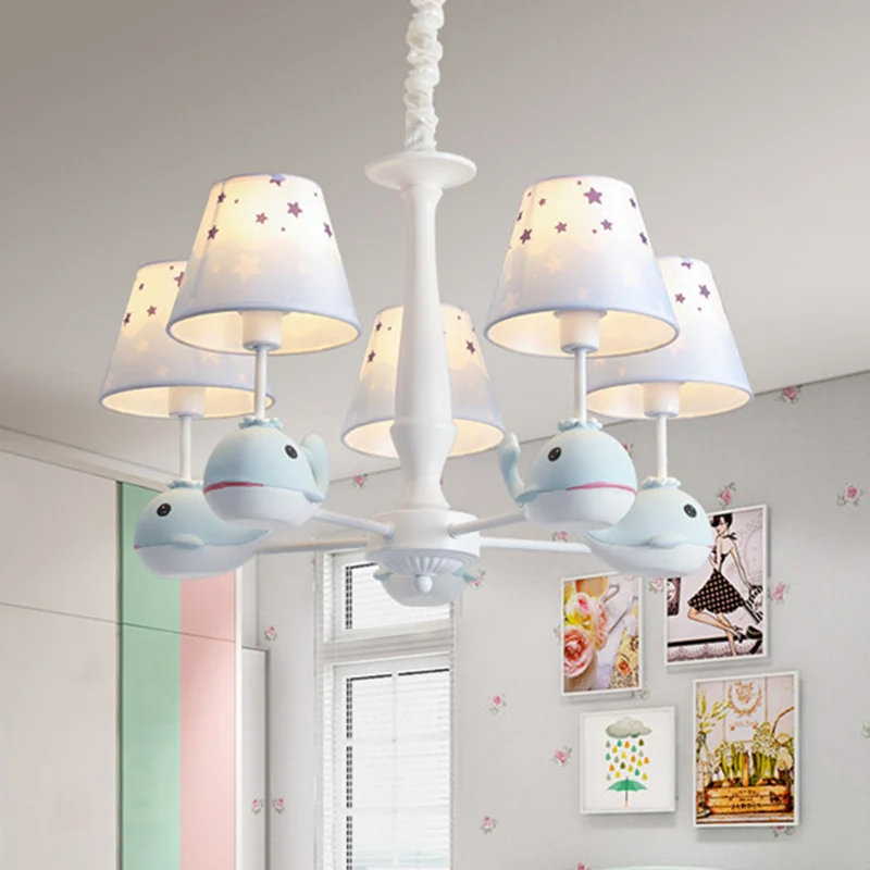 Kids Whale Resin kroonluchter verlichting 5 lampen hangende plafondlamp blauw met conische stoffen kap Clearhalo