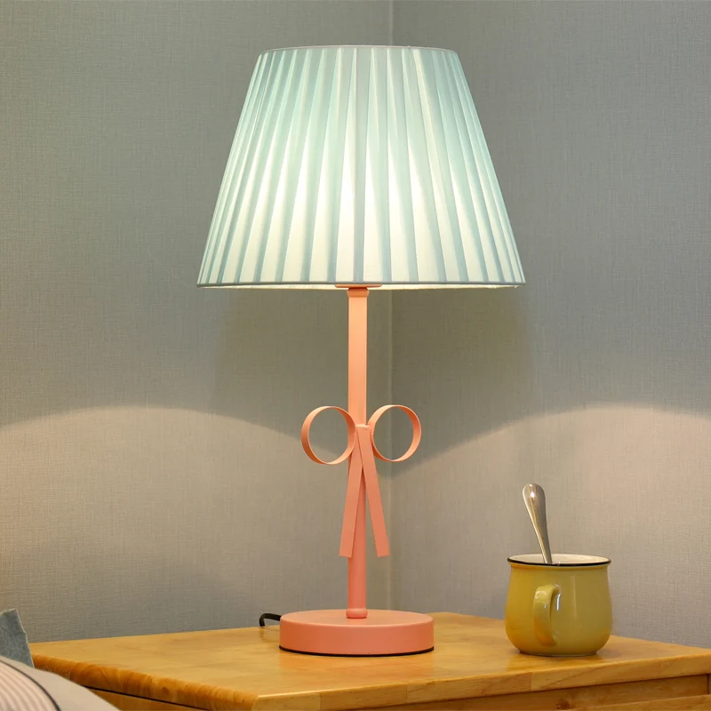 Kinder snoepkleurige studielamp Vouw taps toelopende schaduw 1 kop Stoffen bureaulamp voor meisjesslaapkamer Clearhalo