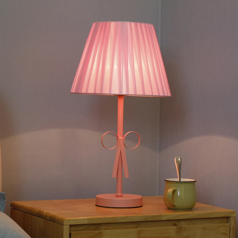 Kinder snoepkleurige studielamp Vouw taps toelopende schaduw 1 kop Stoffen bureaulamp voor meisjesslaapkamer Clearhalo