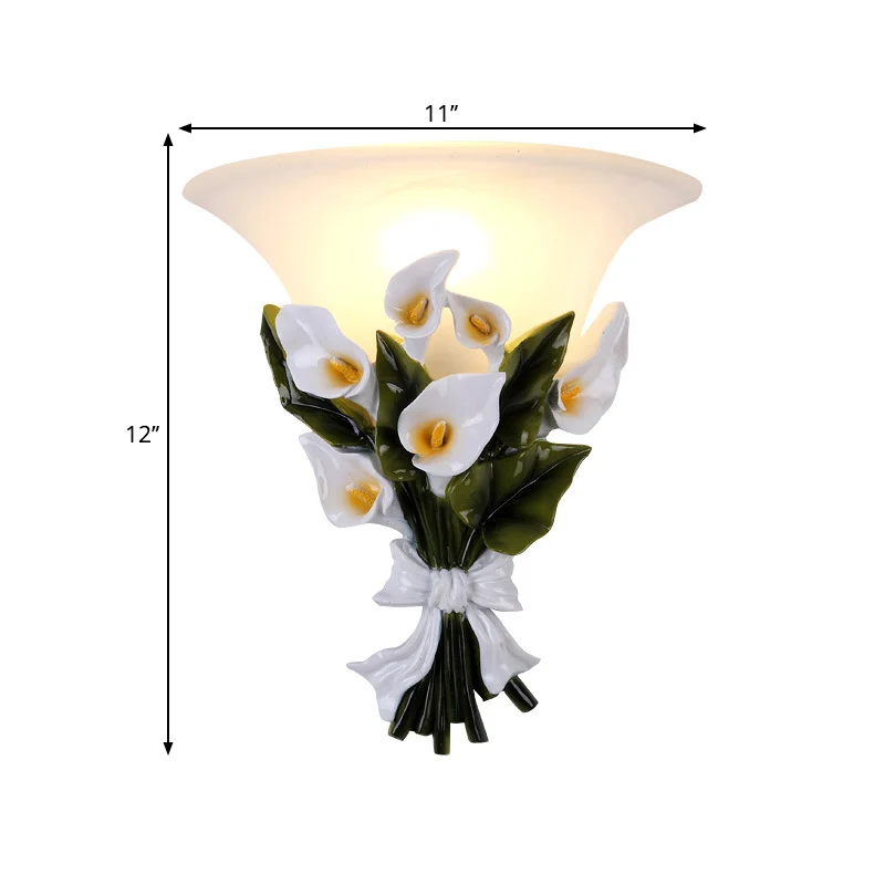 Klassieke bloemwandlamp, 1 lamp, inbouw wandkandelaar van hars met bel, witte glazen kap Clearhalo