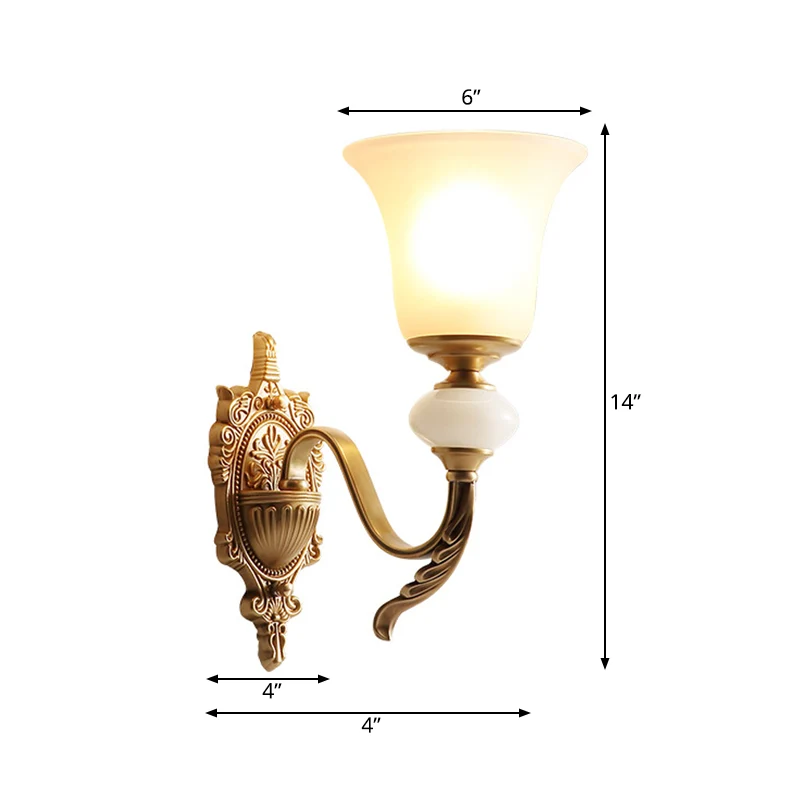 Klassieke stijl Bell-wandverlichtingsarmatuur 1 lamp Matglazen wandmontagelamp messing voor trap Clearhalo