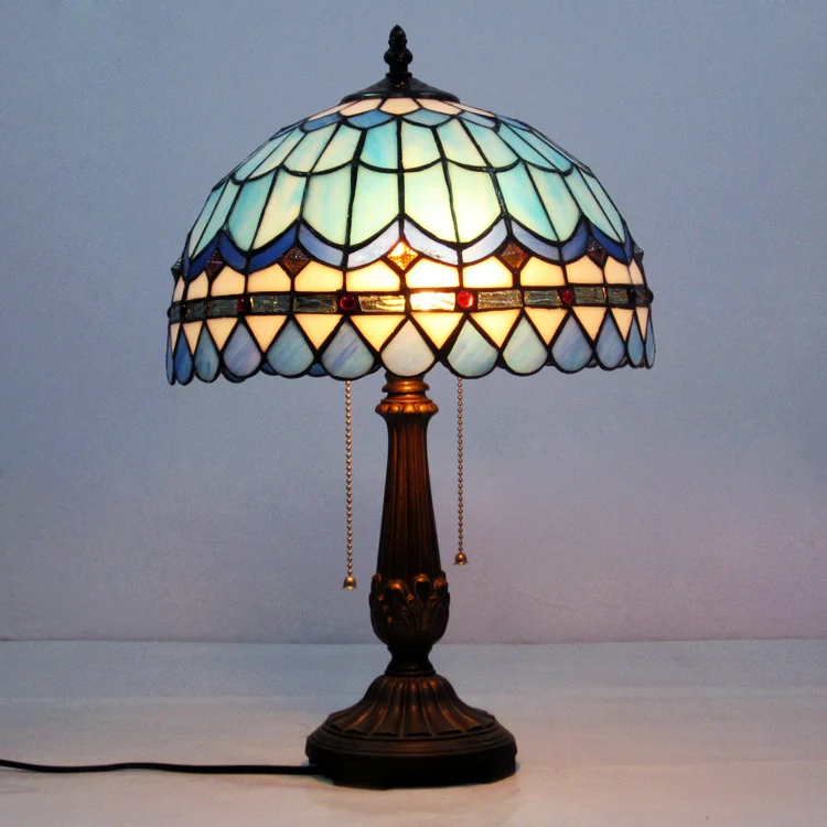 Koepel/kom-leeslamp barokstijl, 1-lichts tafelverlichting van gebrandschilderd glas met metalen voet blauw Clearhalo