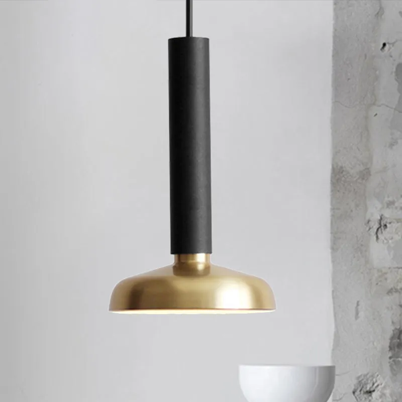 Koepelvormige hanglamp met zwart/witte cilindersteel Moderne metalen hanglamp met enkele kop voor slaapkamerophanging Clea...