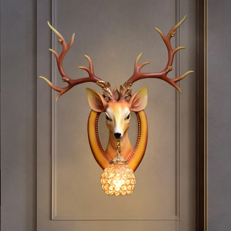Koepelwandlamp Traditioneel metaal en kristal 1 Lichtbruin/wit schanslamp met hertendecoratie Clearhalo