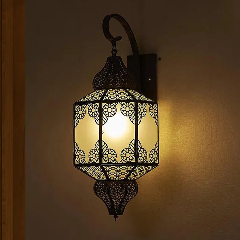 1 kop metalen schansverlichting traditionele zwarte lantaarn buiten Arabische wandmontage lamp Clearhalo