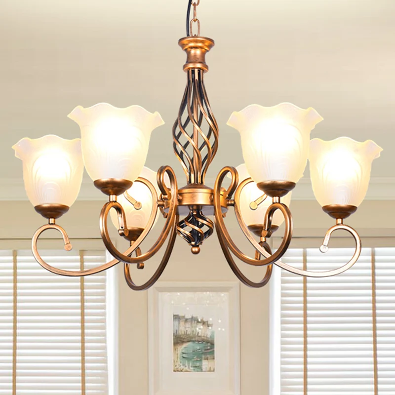 Kroonluchter met ruches, glazen bloemenkap, klassieke woonkamerhanglamp met scrollarm Clearhalo