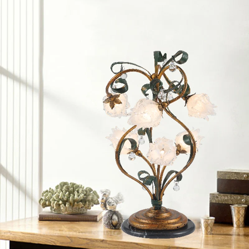 6 lampen bloemen tafellamp pastorale stijl messing metaal LED-nachtkastje verlichting voor slaapkamer Clearhalo
