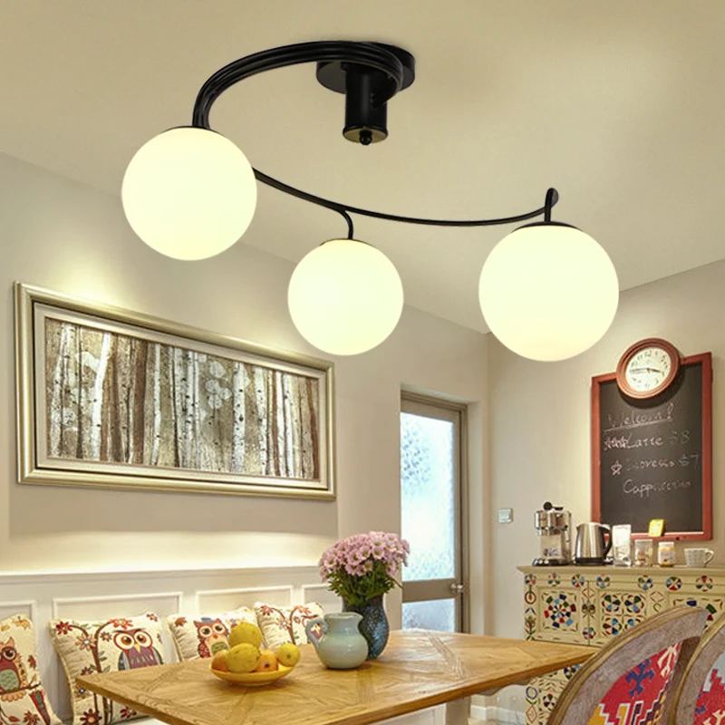 3/5 lampen woonkamer plafondlamp traditioneel zwart half vlak met bol witte glazen kap Clearhalo