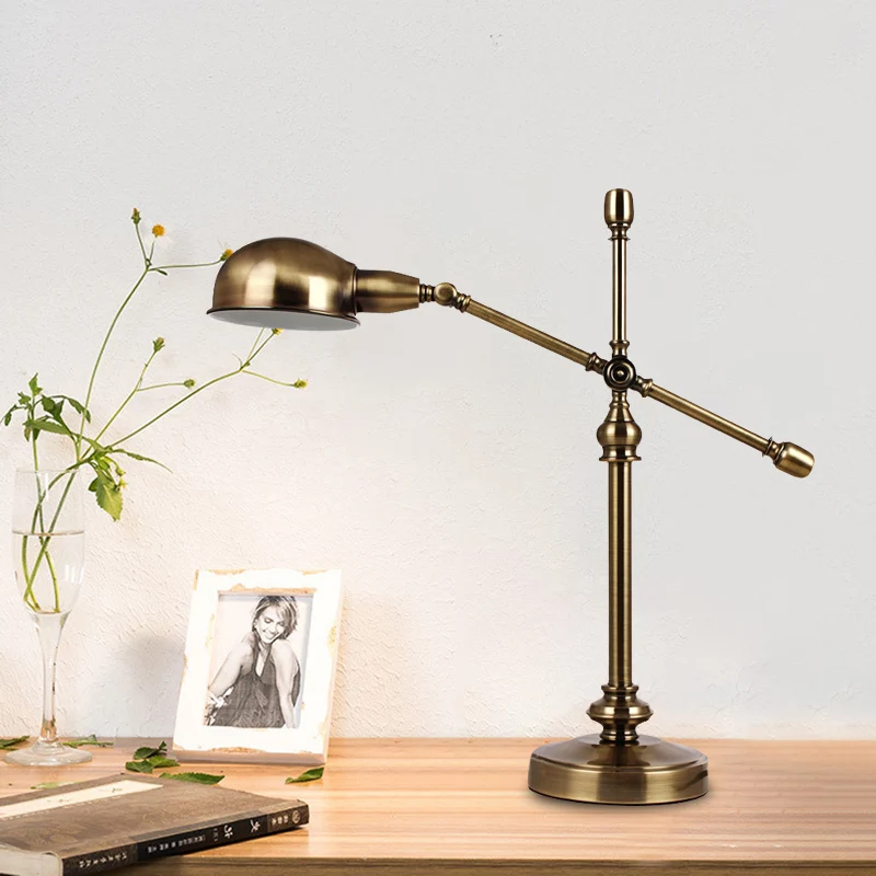 LED-bureaulamp Countryside Dome metalen tafellamp goud met draaibare kruisarm Clearhalo