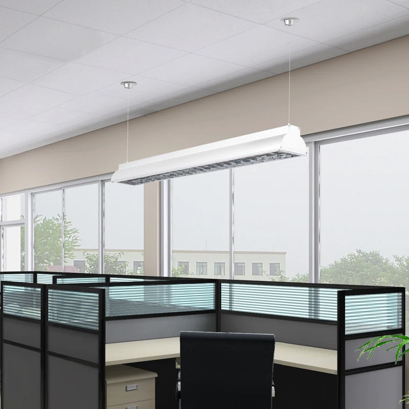 Led-kantoorhanglamp met lineaire metalen kap Witte hangende plafondlamp voor kantoor Clearhalo