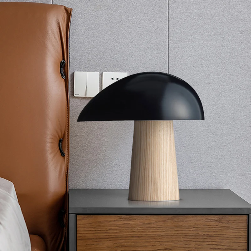 LED-nachtkastjelamp met schaduw, moderne metalen taakverlichting zwart met houten voet Clearhalo