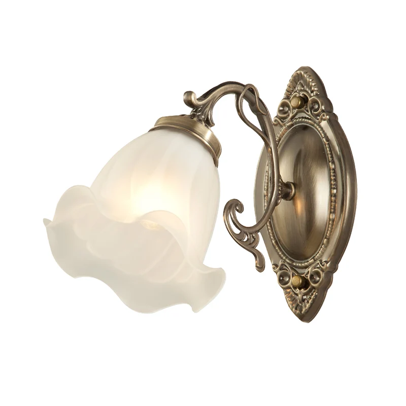 Mat wit glas met ruches, traditionele wandmontagelamp met 1/2 kop brons/koper Clearhalo