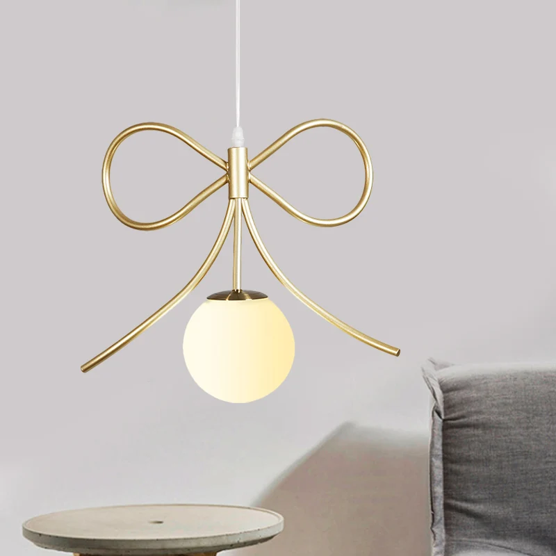Matglazen bol slingerlamp Modern 1-kops gouden hanglampset met vleugels/strik/liefdevol hartontwerp Clearhalo