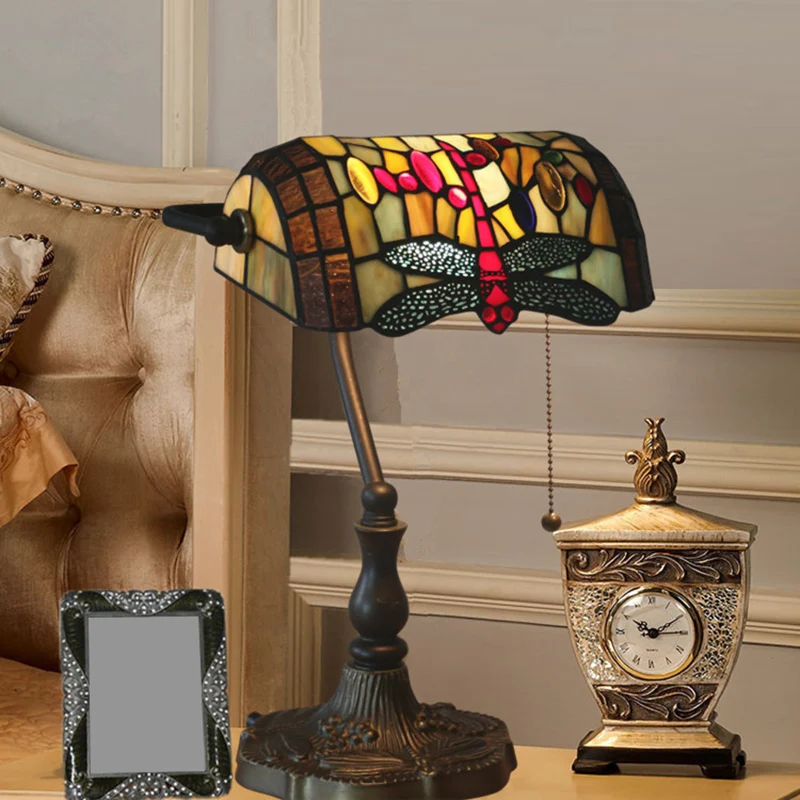 Mediterrane libel/rode libel tafellamp 1-lichts nachtkastje van gebrandschilderd glas brons voor slaapkamer Clearhalo