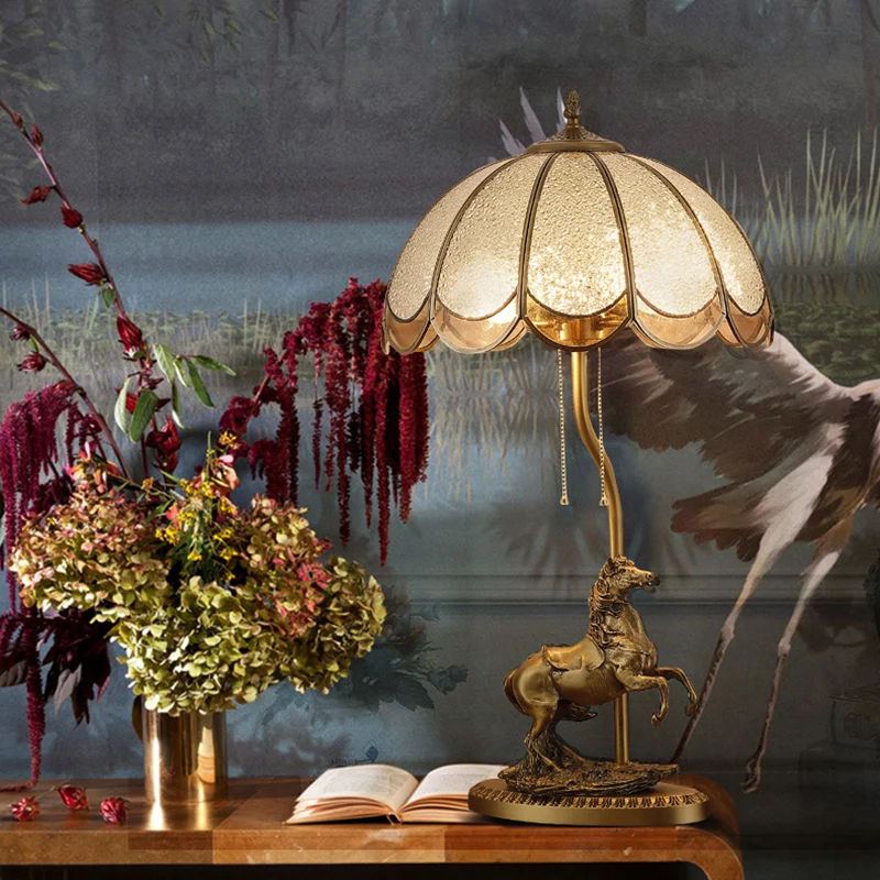 Messing 2-lichts tafellamp vintage waterglas geschulpte nachtlamp met trekketting en paardendeco Clearhalo