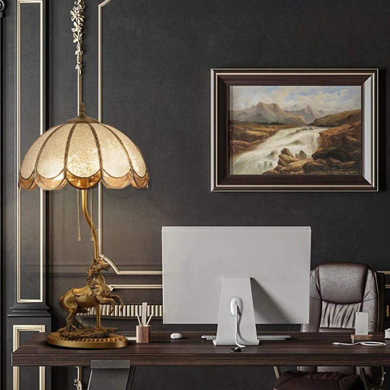 Messing 2-lichts tafellamp vintage waterglas geschulpte nachtlamp met trekketting en paardendeco Clearhalo