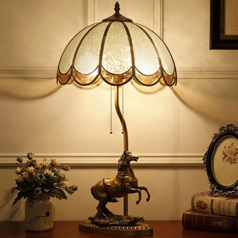 Messing 2-lichts tafellamp vintage waterglas geschulpte nachtlamp met trekketting en paardendeco Clearhalo