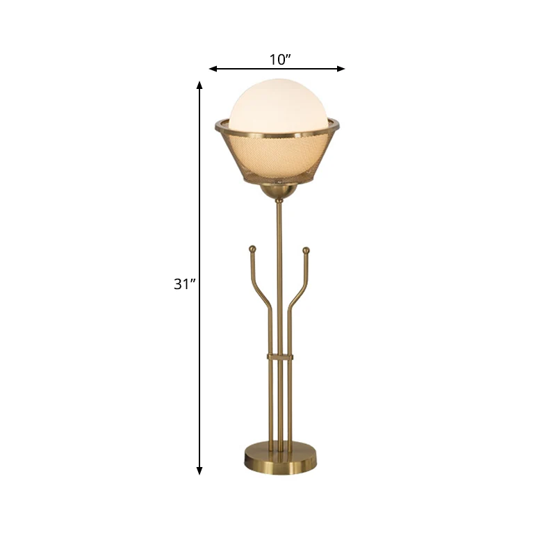 Messing afwerking Ball Table Lighting Post Modern 1-lamp metalen leesboeklamp met drietandbasis Clearhalo