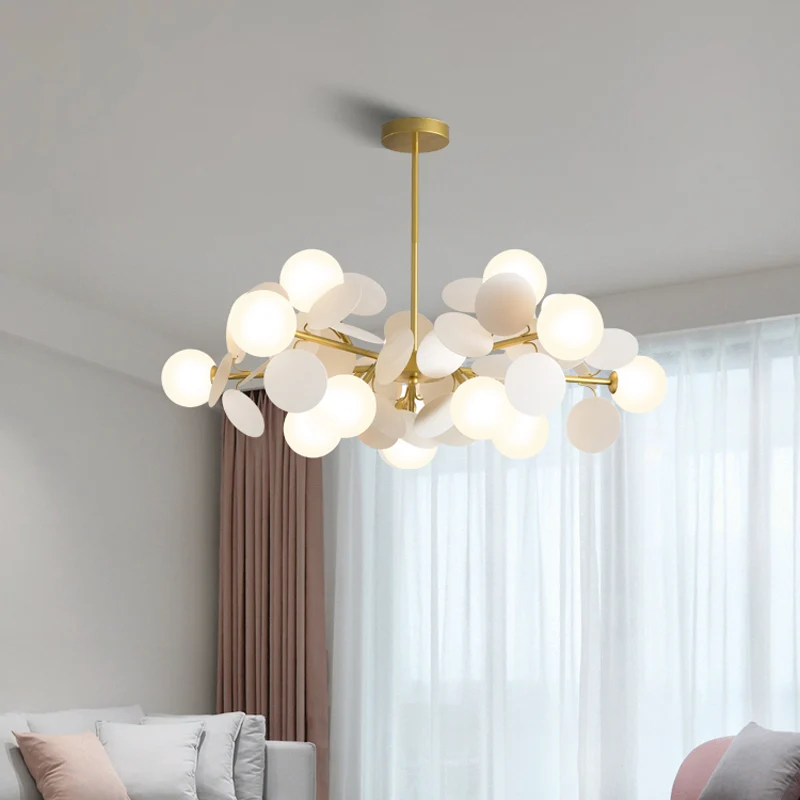 Messing bol kroonluchterlamp eigentijds melkachtig glazen hangende verlichtingsarmatuur met decoratie met meerdere cirkels...