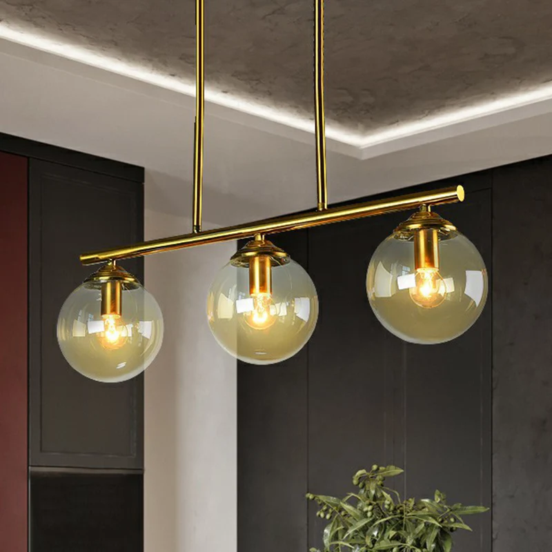 Messing lineaire eilandlamp, postmodern metalen plafondlamp met bolvormige glazen kap Clearhalo