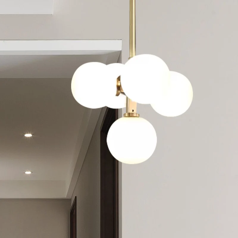 Messing ronde hangende kroonluchter moderne 5-kops witte matte galss LED-plafondhanglamp Clearhalo