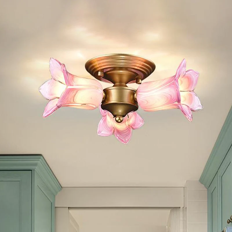 Metaal Messing Plafondlamp Lelie/Tulp 3 Hoofden Romantische Pastorale LED Semi Mount Verlichting voor Woonkamer Clearhalo