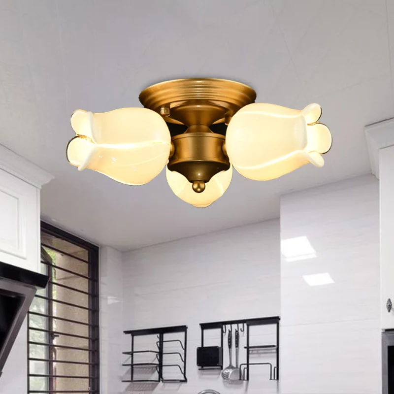 Metaal Messing Plafondlamp Lelie/Tulp 3 Hoofden Romantische Pastorale LED Semi Mount Verlichting voor Woonkamer Clearhalo