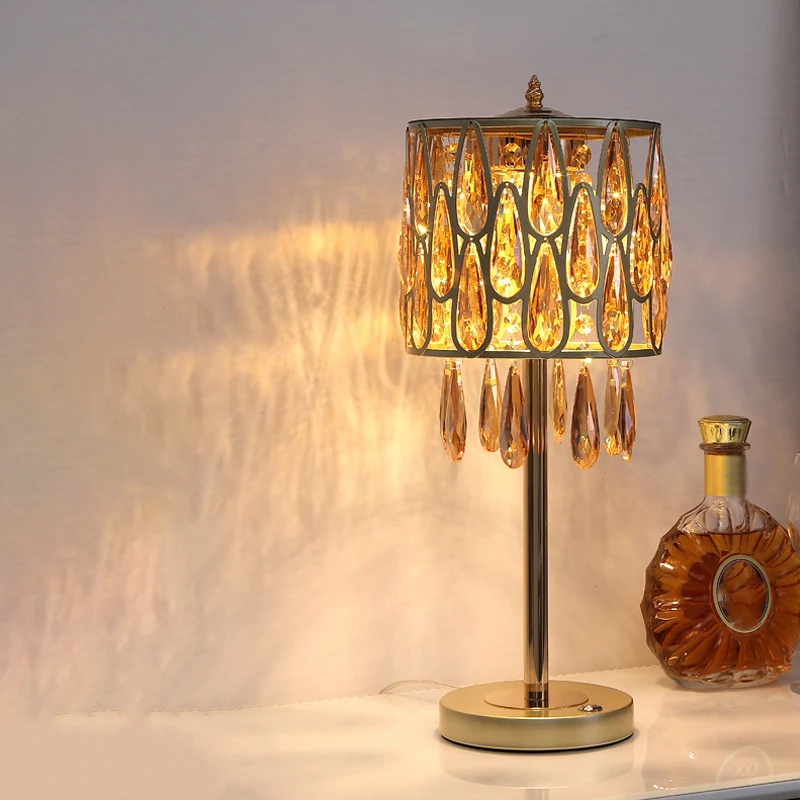 Metaal Zwart/Goud/Champagne Nachtkastje Lamp Drum Schaduw 1 Kop Hedendaagse Tafellamp met Kristallen Regendruppels Ingeleg...