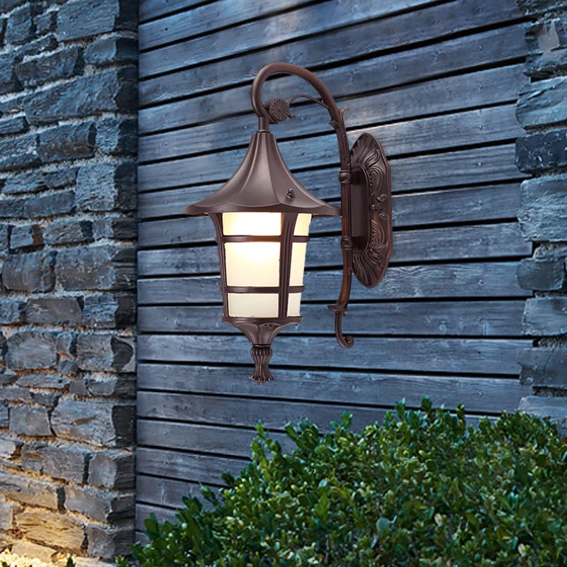 Metaal Zwart/Koffie/Brons Wandlamp Blaker Gebogen Arm 1 Licht Lodge-stijl Wandlamp met Witte Glazen Kap Clearhalo