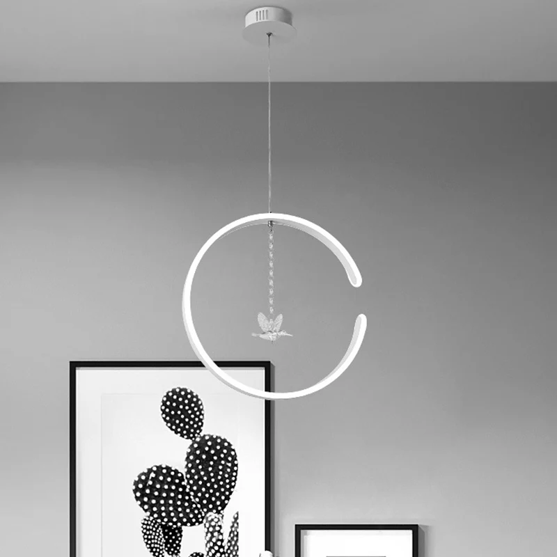 Metalen C-vormige ophangverlichting Minimalisme Zwart/wit LED-hanglampenset met bungelende kristallen vogel warm/wit licht...