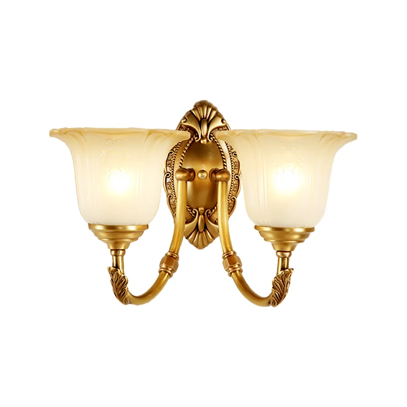 Metalen gebogen schanslamp Klassieke stijl 1/2-lamp slaapkamerwandlamp met opaalglazen bloemblaadjeskap Clearhalo