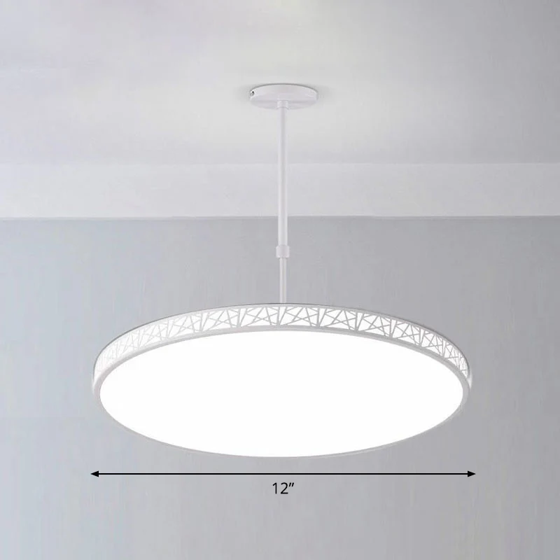 Metalen hol gesneden LED-hanglamp Moderne kroonluchterverlichting voor vergaderruimte Clearhalo