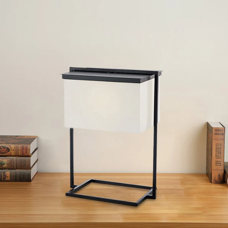 Metalen rechthoekig frame bureaulamp Minimalistische 1-koppige zwart-witte stoffen nachttafellamp Clearhalo